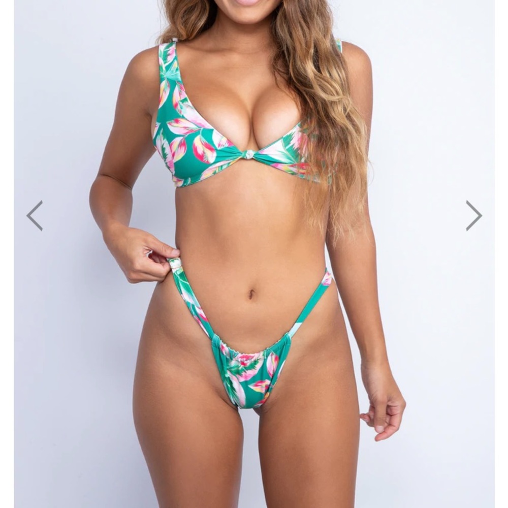 Skatie tortuga bikini - Bobbi and demi